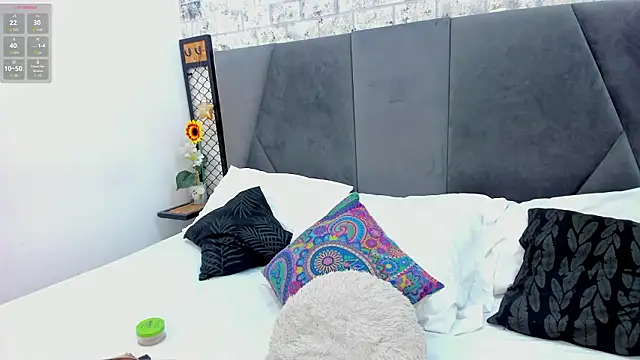 Snapshot of Maray_Lous chatting on February 7, 2026, 8:17 pm Maray Lous online show from February 7, 2026, 8:17 pm