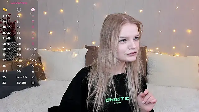 Snapshot of MicheleHonas chatting on February 5, 2026, 6:04 pm MicheleHonas online show from February 5, 2026, 6:04 pm