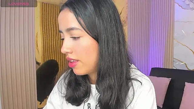 Snapshot of Joselyn_tay chatting on June 10, 2026, 12:06 pm Joselyn tay online show from June 10, 2026, 12:06 pm