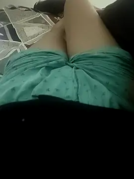 unicornhair69 online show from November 12, 2025, 11:14 am