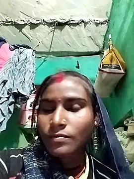 Big Lovexx online show from November 25, 2025, 3:45 pm