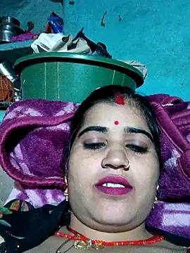 Hot kamla online show from November 16, 2025, 7:46 am