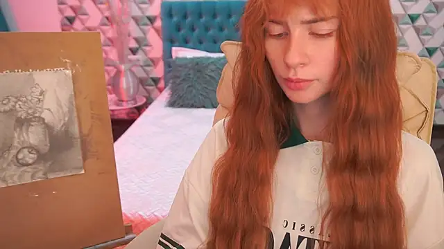 Nicol Moonn online show from April 9, 2026, 8:59 pm