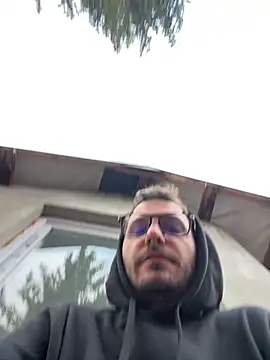 Snapshot of brrratan chatting on November 12, 2025, 1:59 pm brrratan online show from November 12, 2025, 1:59 pm