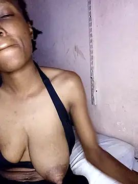 Beverlygurlx6 online show from March 11, 2026, 3:17 pm