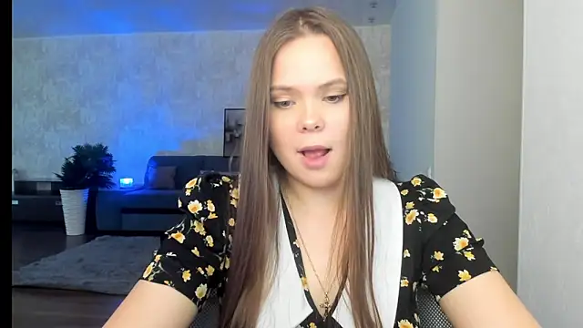 Kira love 81 online show from May 14, 2026, 12:13 pm