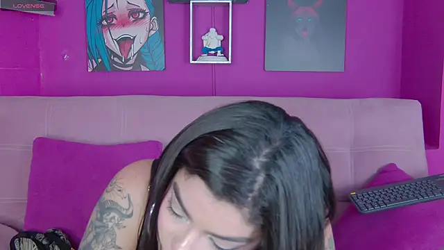 antonella contti  online show from January 7, 2026, 7:52 pm