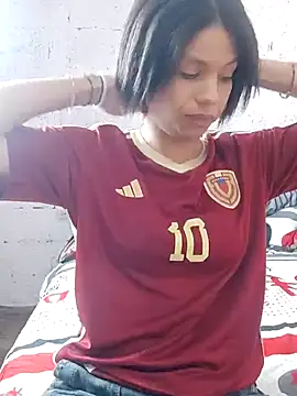 flaquitahot online show from November 17, 2025, 4:11 pm