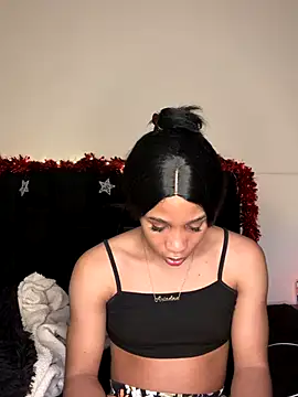 Weendolyn  online show from December 5, 2025, 4:00 am