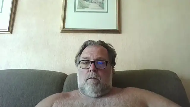 Snapshot of Joshc405 chatting on June 24, 2026, 10:40 pm Joshc405 online show from June 24, 2026, 10:40 pm