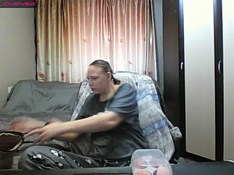 JenniDeep online show from February 6, 2026, 5:25 am