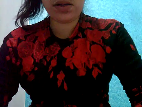 Snapshot of isha_sharma2002 chatting on January 6, 2026, 1:04 pm isha sharma2002 online show from January 6, 2026, 1:04 pm