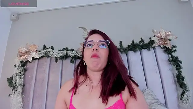 AnnaNoval 10 online show from November 28, 2025, 12:38 pm