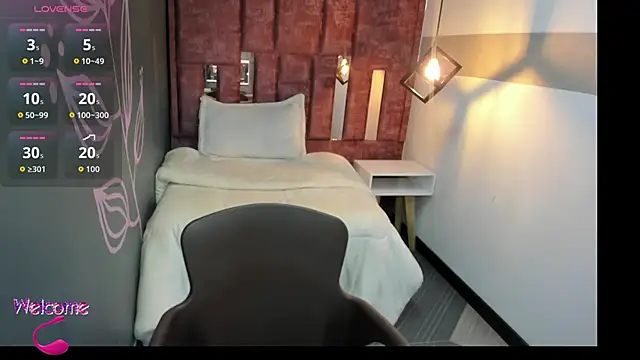 Mellany Bleak   online show from December 14, 2025, 11:49 am