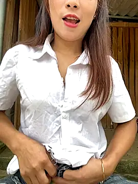 Snapshot of Lon_tiger chatting on November 14, 2025, 1:42 am Lon tiger online show from November 14, 2025, 1:42 am