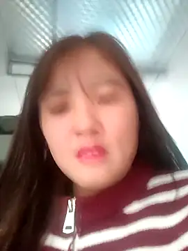 Little-Red123 online show from November 30, 2025, 4:02 am