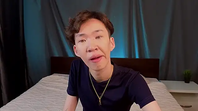 Snapshot of islendtakumi chatting on November 15, 2025, 3:32 am islendtakumi online show from November 15, 2025, 3:32 am