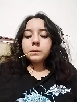 chibi love online show from November 27, 2025, 8:37 am