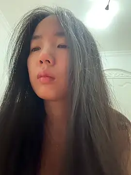 TinyBabe online show from March 3, 2026, 1:07 pm