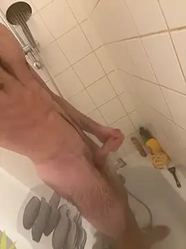 lucpompot online show from November 24, 2025, 12:38 pm