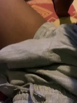 Snapshot of Sensational_grip chatting on February 4, 2026, 8:15 pm Sensational grip online show from February 4, 2026, 8:15 pm