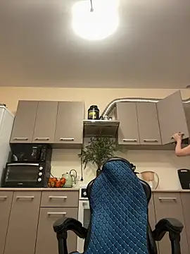 Lovynna online show from January 9, 2026, 9:33 pm