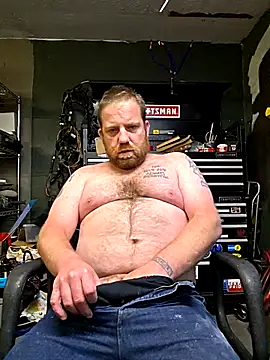 Snapshot of Txweld69 chatting on November 26, 2025, 3:12 pm Txweld69 online show from November 26, 2025, 3:12 pm