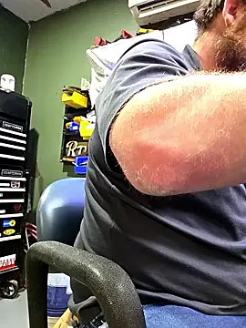 Snapshot of Txweld69 chatting on January 12, 2026, 9:31 pm Txweld69 online show from January 12, 2026, 9:31 pm