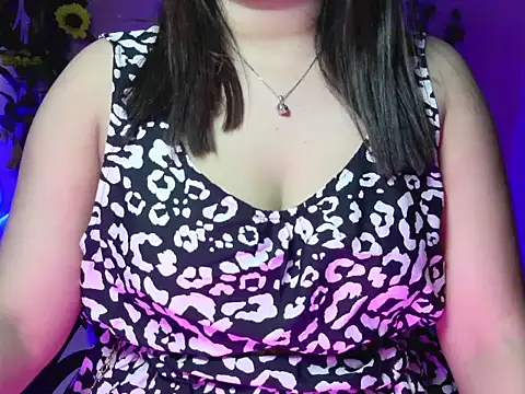 Saira Hotty online show from February 13, 2026, 3:39 am