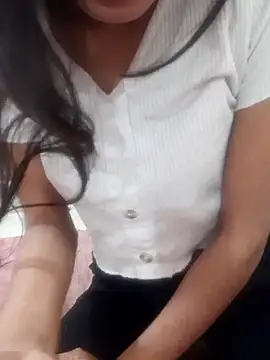 Snapshot of Asha_devi90 chatting on January 14, 2026, 2:48 am Asha devi90 online show from January 14, 2026, 2:48 am