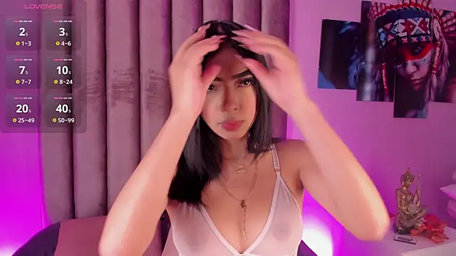 GabrielaSuarez  online show from May 30, 2026, 8:14 pm