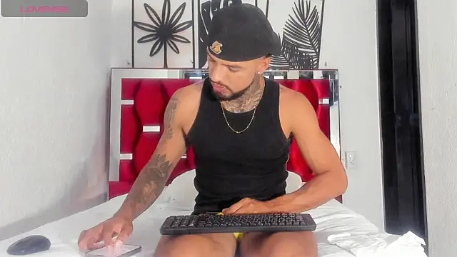 Jacob 77  online show from December 16, 2025, 7:40 pm