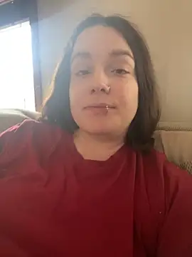 Bigggbutttmilffff 2025 online show from November 14, 2025, 5:49 pm