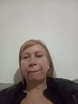 SexyMilf1211 online show from May 19, 2026, 10:55 am