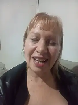 SexyMilf1211 online show from May 31, 2026, 12:00 pm