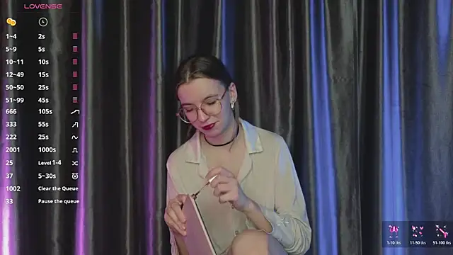 Snapshot of RochelCozzi chatting on December 21, 2025, 4:08 pm RochelCozzi online show from December 21, 2025, 4:08 pm