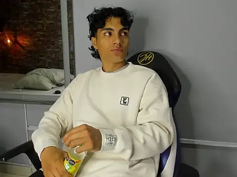 MattFiore online show from January 13, 2026, 6:23 pm