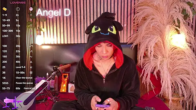 Angeldust19 online show from March 4, 2026, 3:36 am