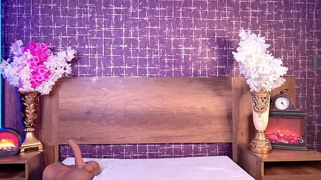 Snapshot of zyrastorm chatting on December 2, 2025, 4:30 pm zyrastorm online show from December 2, 2025, 4:30 pm