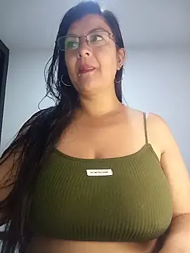 CelesteAlvarez1989 online show from July 1, 2026, 7:25 pm