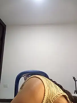 CelesteAlvarez1989 online show from May 23, 2026, 3:05 am