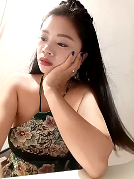Snapshot of sara-xx chatting on April 4, 2026, 2:29 am sara-xx online show from April 4, 2026, 2:29 am