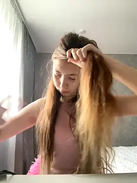 Holy Poly online show from November 21, 2025, 8:24 am