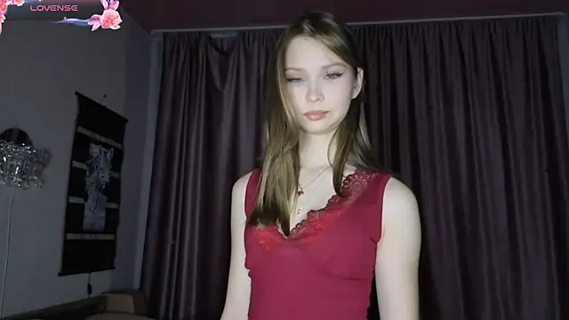 EmmaJonse online show from December 22, 2025, 1:06 am