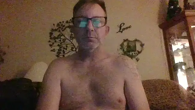 longsmooth4u online show from December 15, 2025, 6:30 am