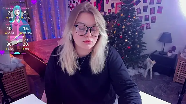 Snapshot of LouiseMous chatting on January 18, 2026, 9:40 pm LouiseMous online show from January 18, 2026, 9:40 pm