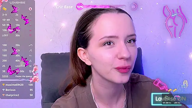 BellaVelure6767 online show from May 15, 2026, 11:03 pm