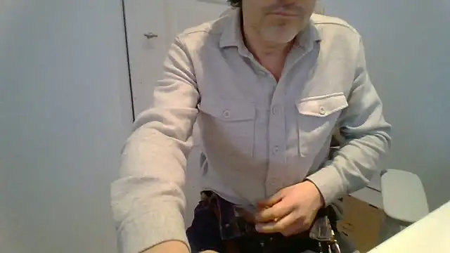 Brandonn1989amateur online show from January 7, 2026, 1:27 pm