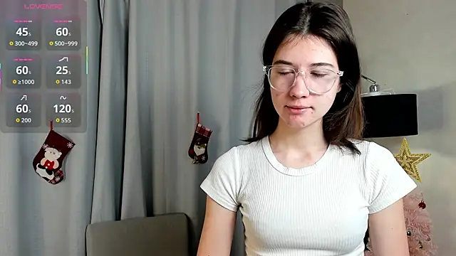 Snapshot of MarilynMun chatting on January 15, 2026, 2:04 am MarilynMun online show from January 15, 2026, 2:04 am