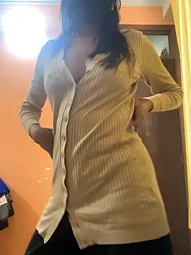 Snapshot of sexyayeshadesi chatting on January 10, 2026, 8:20 am sexyayeshadesi online show from January 10, 2026, 8:20 am